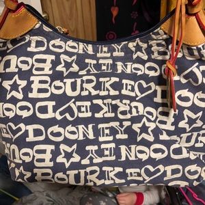Dooney and bourke purse